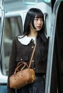 이두나(배우 수지)