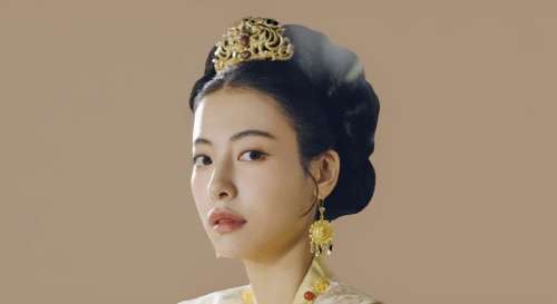 진채련(배우 지우)