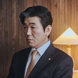 모형택(배우 윤제문)