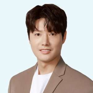 한현성(배우 신정윤)