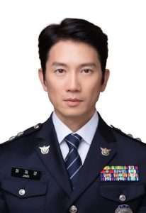 장재경(배우 지성)